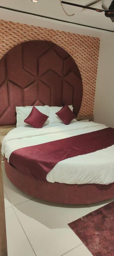 Prime View Hotel Ahmedabad Ngoại thất bức ảnh