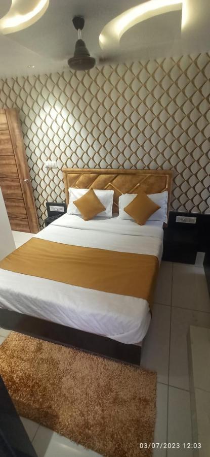 Prime View Hotel Ahmedabad Ngoại thất bức ảnh